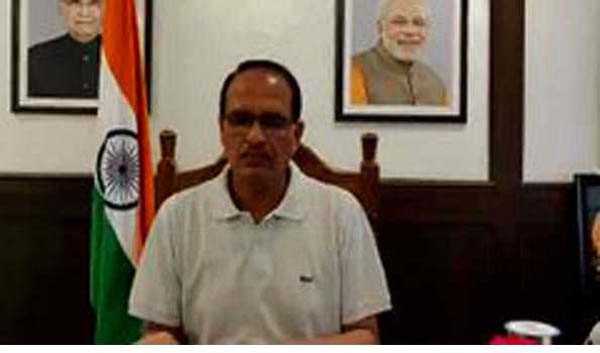 बाढ़ को लेकर नरेंद्र मोदी से बात की शिवराज ने